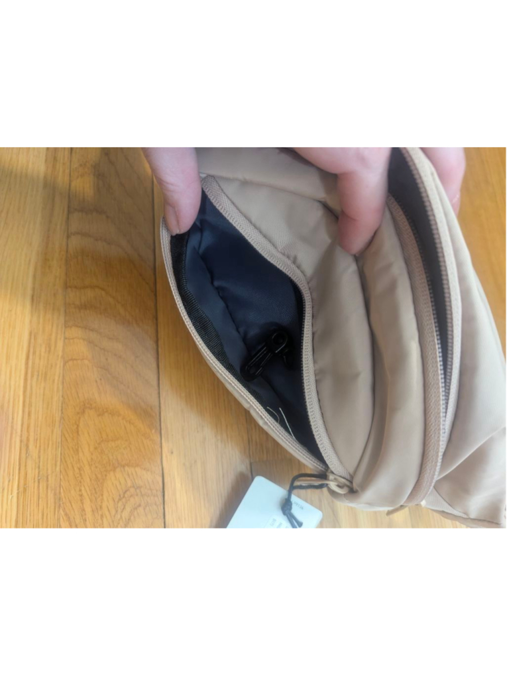 Adidas Core Waist Pack NWT Magic Beige + Off White Crossbody Bag - Picture 6 of 9